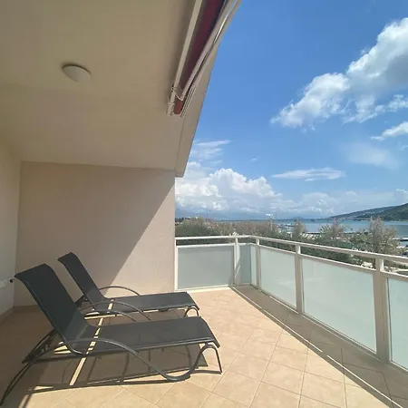 Mrvica * トロギール