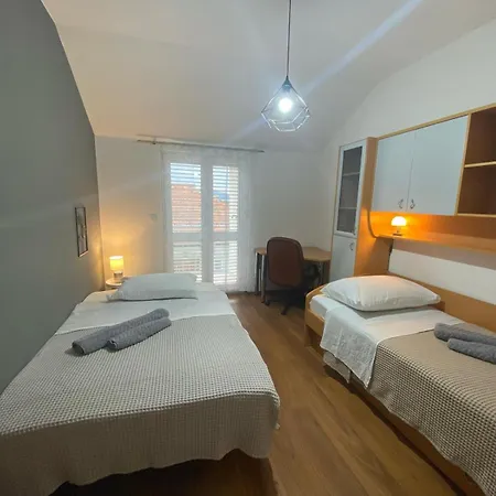 Mrvica Апартаменты *