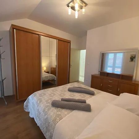 Mrvica Lägenhet