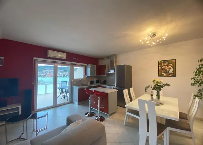 Mrvica Апартаменты